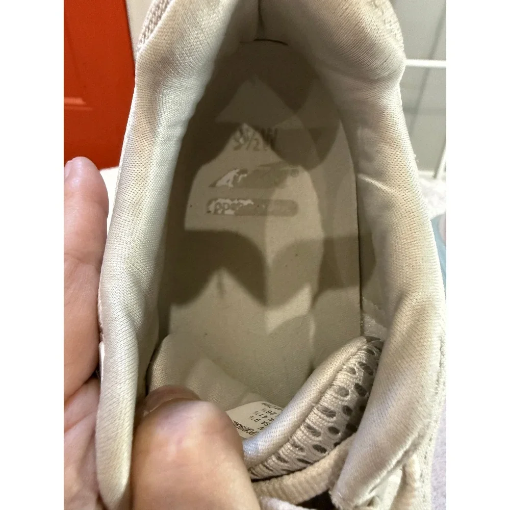 Avia Womens Athletic Sneakers Cream Blue Orange Running‎ Shoes Size 9.5W